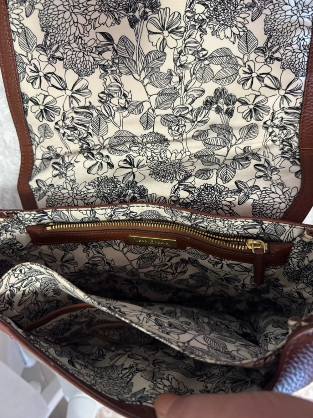 Vera Bradley Chestnut Brown Pebble Leather Shoulder Bag - Picture 8 of 9